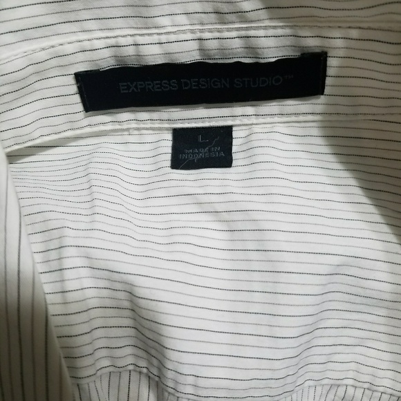 Deep V Sleeveless Striped Blouse - Picture 3 of 4